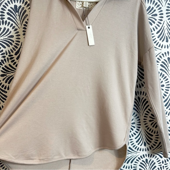 Cupio Blush Moonlight Basic V Neck Blouse - Picture 2 of 13